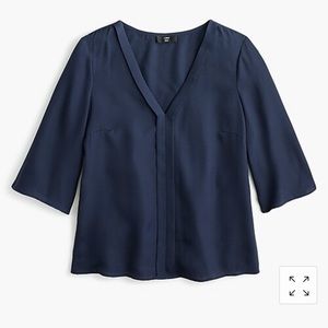 NWT！Jcrew V-neck top in hammered silk